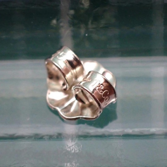 Tiffany & Co. Puffed Heart Drop Dangle Earrings 925 With box rare - Picture 6 of 9